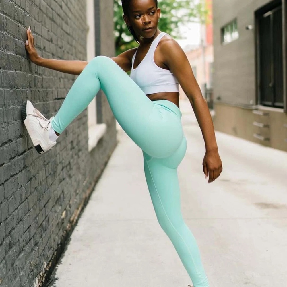 Zyia Turquoise Metallic Plus Light n Tight Hi-Rise 7/8 24"